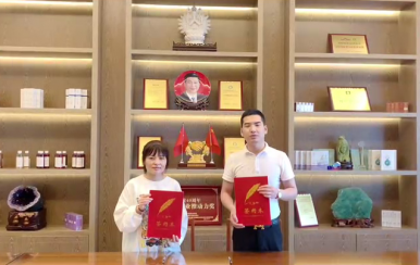 恭喜陜西安康市云女士成功簽約翌芙萊美業(yè)集團(tuán)。