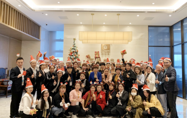 翌芙萊全體員工祝大家圣誕節(jié)日快樂！