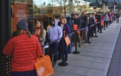 周邊都是祛斑美容店，顧客憑什么要選擇你？